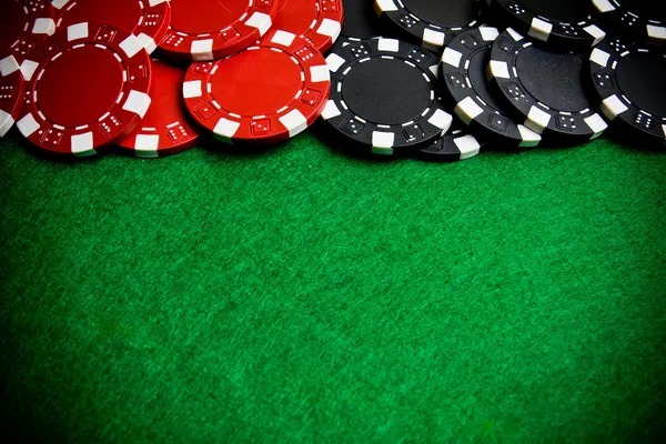 yuan4d mobile app interface showing live dealer tables and sportsbook menu